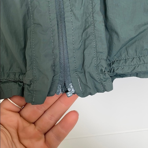 Lululemon Windbreaker - Picture 2 of 2